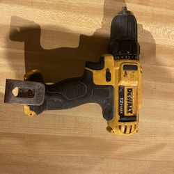 Dewalt 12v drill tool only $30 great condition in n Lakeland 