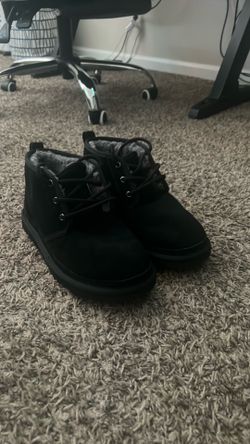 Ugg Neumal shoes