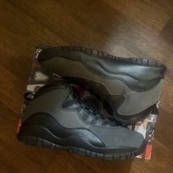 Jordan 10 Retro “Shadow”