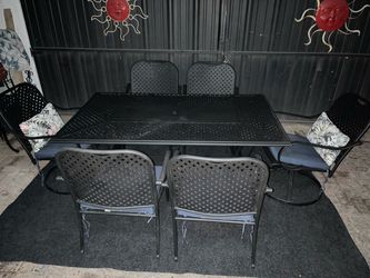 Outdoor Metal Rectangular Patio Table & 6 Metal Chairs w/ Cushions(4 Regular Chairs/2 Swivel Chairs)