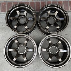 Advan RG-D2 17x8.5 6x139.7 wheels