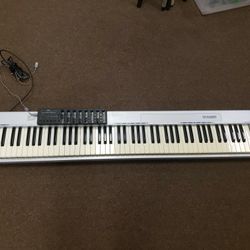 M-Audio Keystation 88ES Keyboard With Korg Nano Kontrol 2 