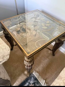 2 End and center Table (set of 3)