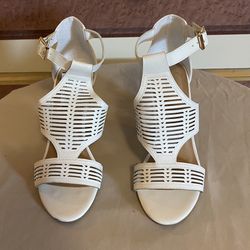 Brand New White Heels Size 5 1/2 (runs big)
