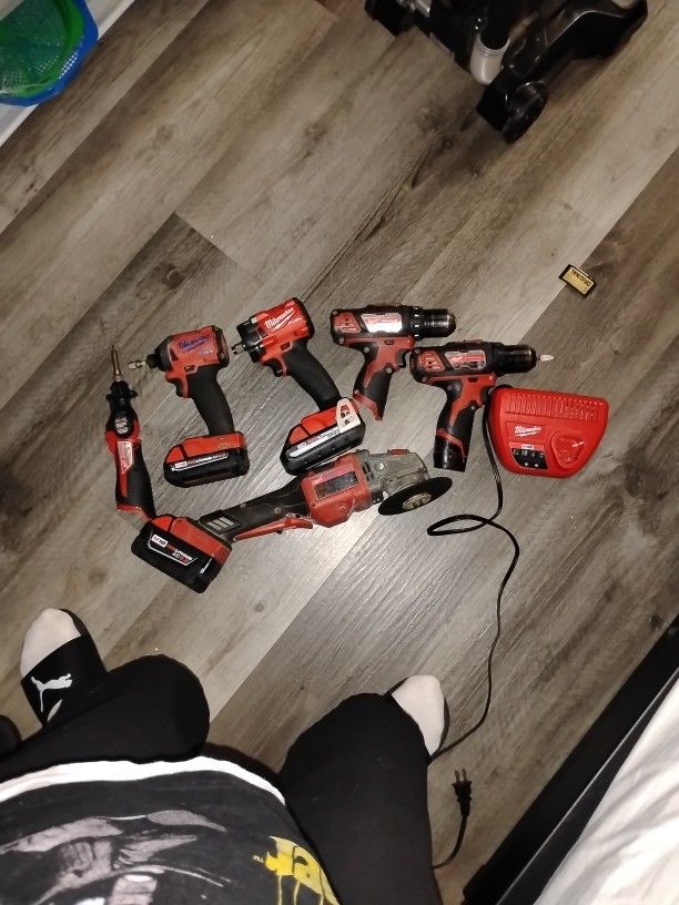 Milwaukee Tools M12 &M18
