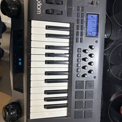 Keyboard 
