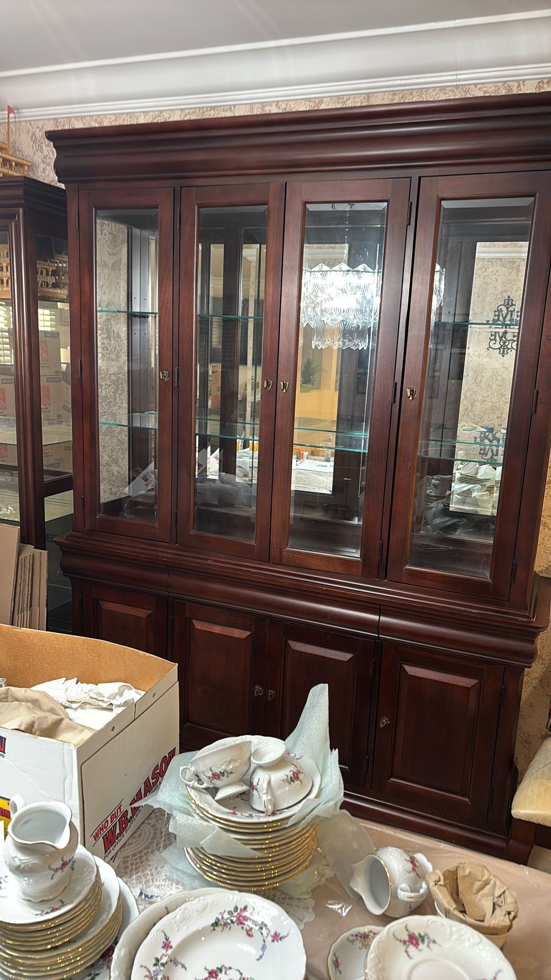 Cherry Wood Dining Room Set 6 Cushion Chairs Tank Has A Leaf