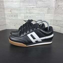 DVS Shoe Company Dresden Size 7 Black  Vintage Puffy Skate Shoes