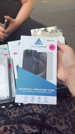 iPhone 16+ screen protector