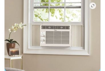 Midea 5,000 BTU Window Air Conditioner – Brand New in Box