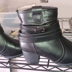 Women's Black Ankle Boots Size 9