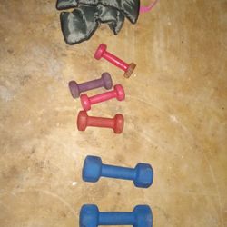 Dumbbells And Ankel Weights 