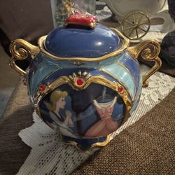 Disney Music Box Collection Cindarella “The Work Song”