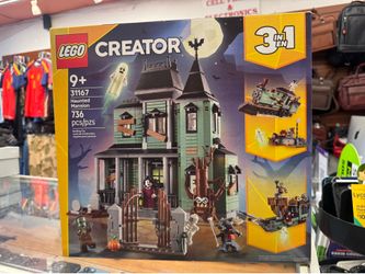 LEGO Creator 3-in-1 Haunted Mansion Set (31167) - 736 pieces