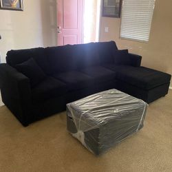 Brand New Sectionals With Free Ottoman 