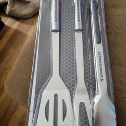 Grill utensils.