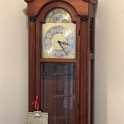 Beautiful, Vintage Grandfather Clock