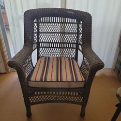 Sturdy Large Rattan Chair (Poly Resin)