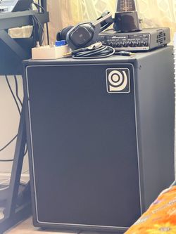 Ampeg venture v3 + Ampeg VB-210 Bass Guitar Cabinet 2X10in 300 Watts