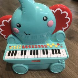 Piano- Fisher price- Great Condition (Still Available)