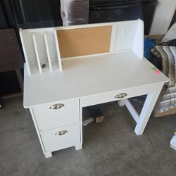 Kids Children's Work Table. 