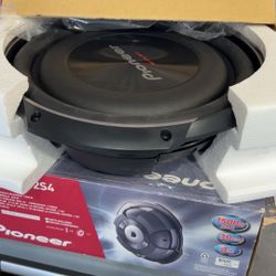 A Pair Pioneer TS-SW3002S4 12-inch shallow mount subwoofers