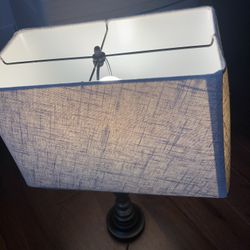 Color Crema Y Madera 