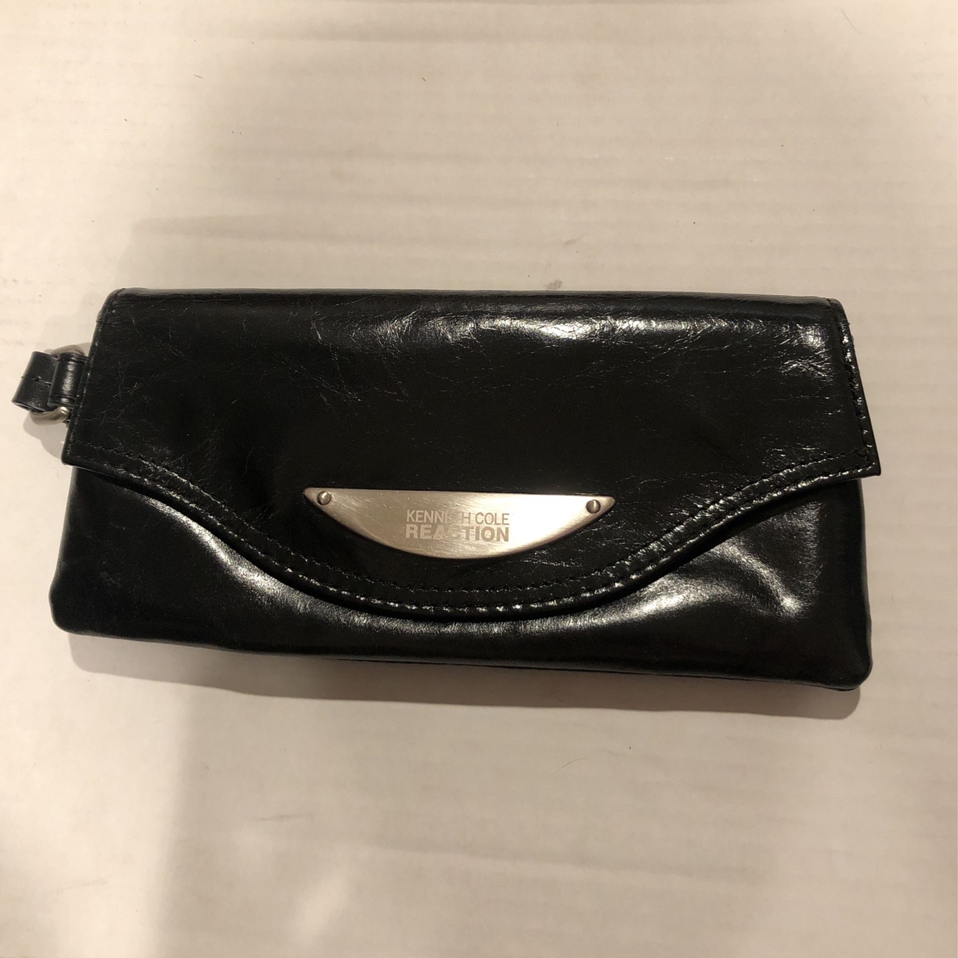 Kenneth Cole Wristlet
