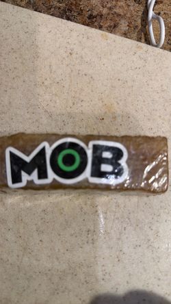 Mob grip cleaner