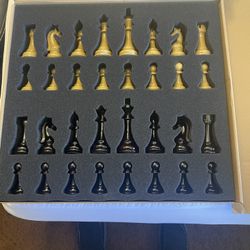 Brand New!, Premium Chess Set With 18” Board And 4 Inch Chess Pieces