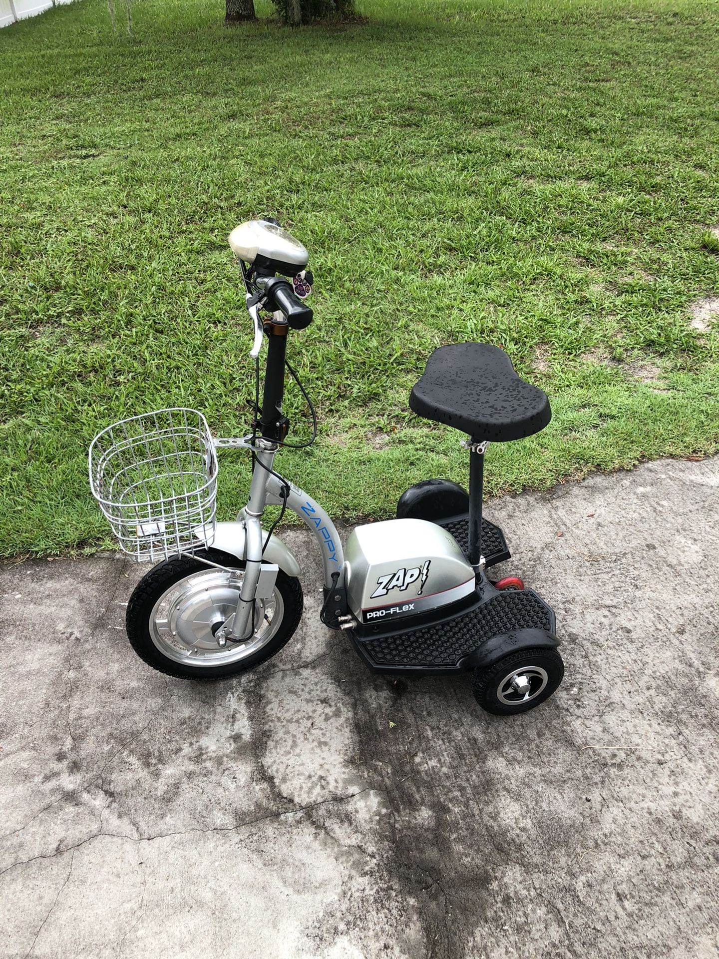 Zappy 3 Mobility Scooter New Batteries Installed