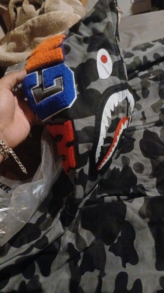 Bape Hoodies Size L