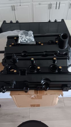 03-07 Infiniti FX35, G35, M35 Nissan 350Z Valve covers