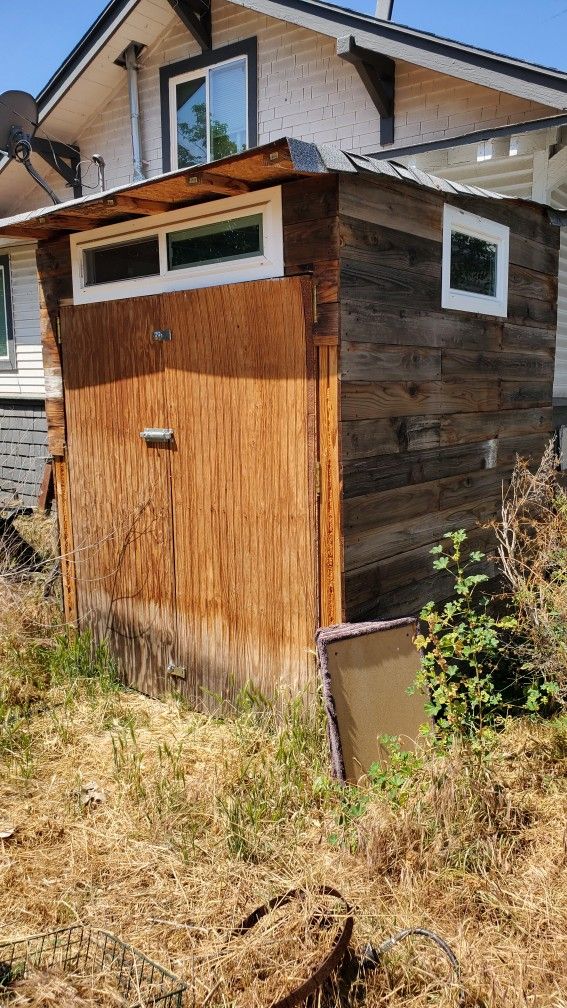 Shed