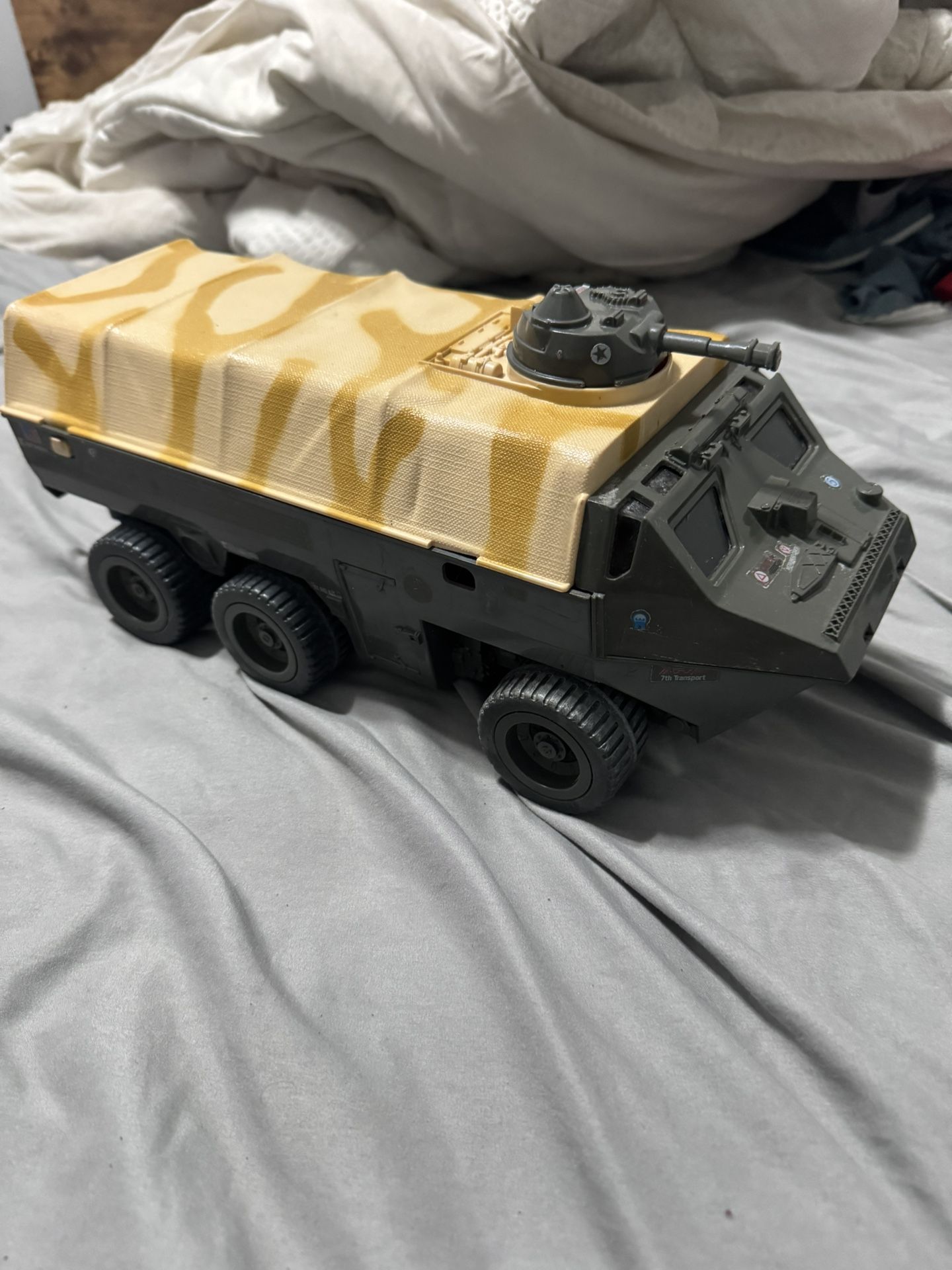 Hasbro Gi Joe Apc Amphibious personnel carrier