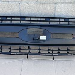 2017 - 2019 Ford F-250 F-350 GRILLE Super Duty Upper Textured GRILLE Oem