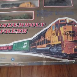 Thunderbolt Express Electric Train Set H O