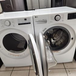 Una Lavadora Una Secadora LG Cuatro Meses De Garantia Se Yeva Adomisilio