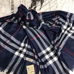 100% Authentic Burberry Scarf plaid navy Color For Unisex 70x180cm