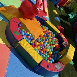 Softplay Ball Pit