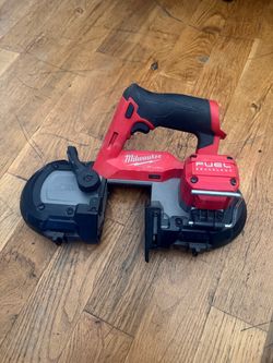 Various Milwaukee tools(check photos) (best offer)