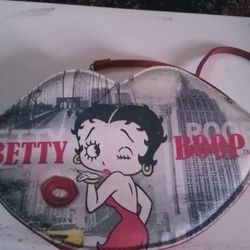 Betty Boop Crossover Lip Purse 