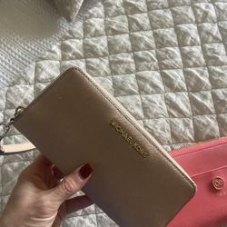 Michael Kors Beige Clutch