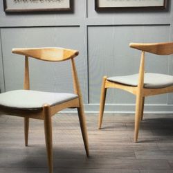 Mid Century Modern Chairs Set Of 2