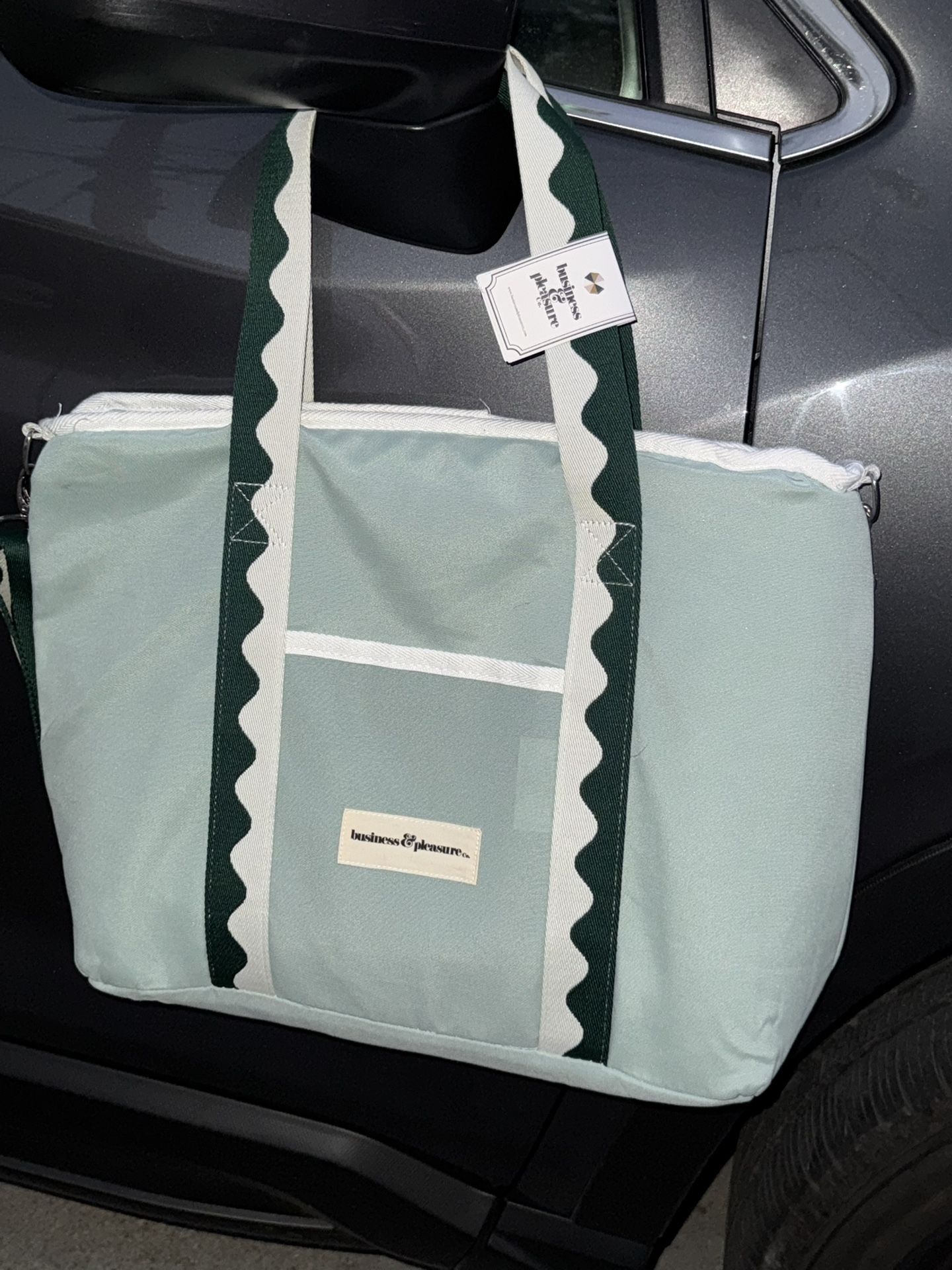 Business & Pleasure Beach Bag New
