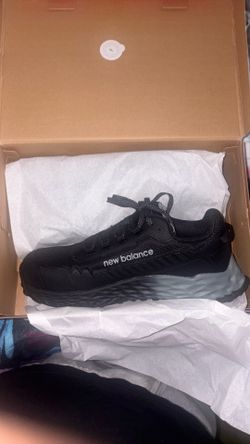 Men’s new balance steel toe work shoe