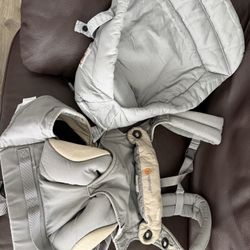 Ergobaby Carrier With Infant Insert