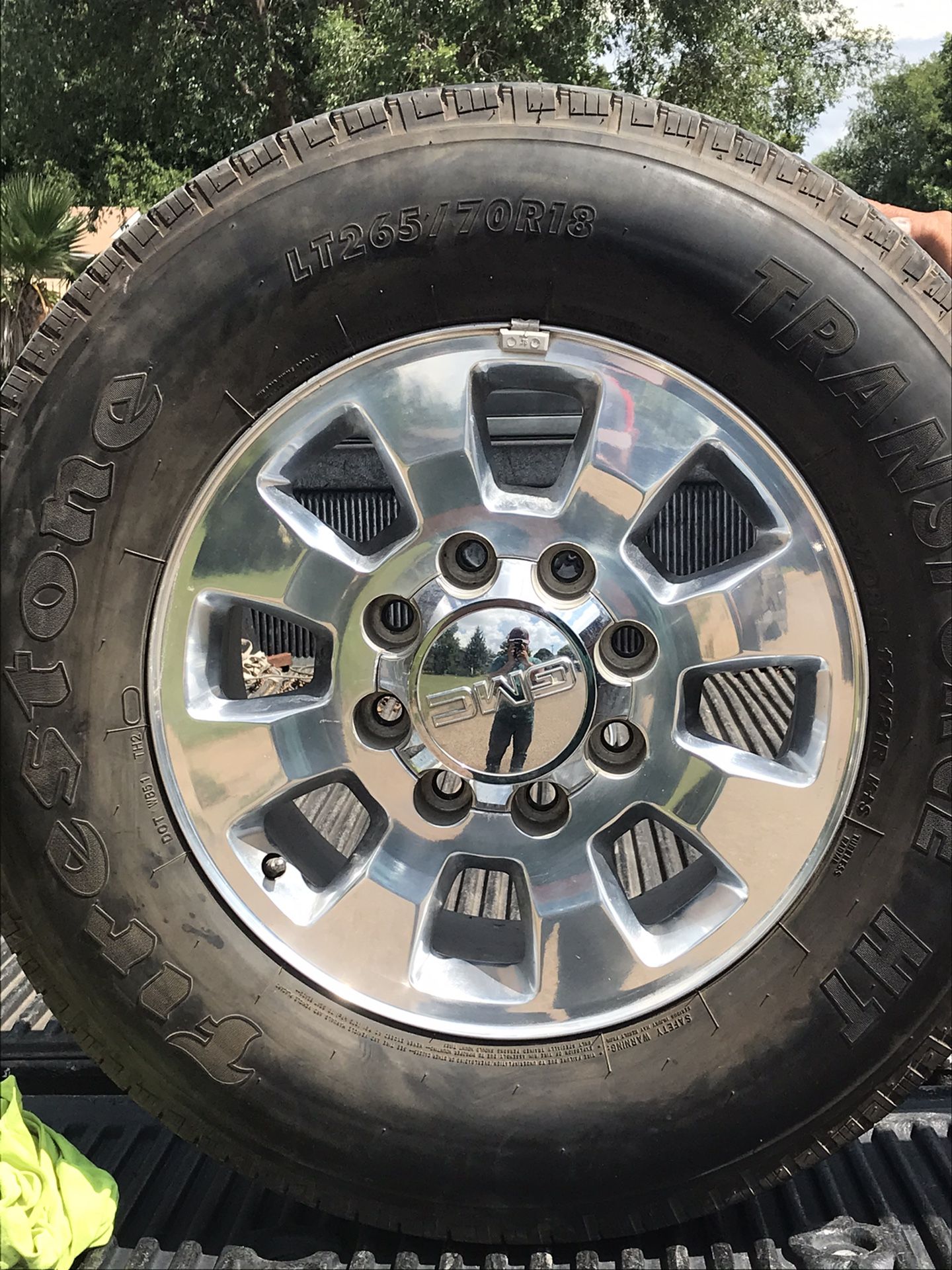 Rims and tires Silverado 2500 2015 4 rims