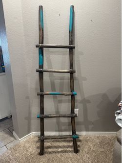 Rustic blanket ladder