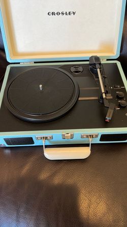 Crosley Portable Suitcase Turntable